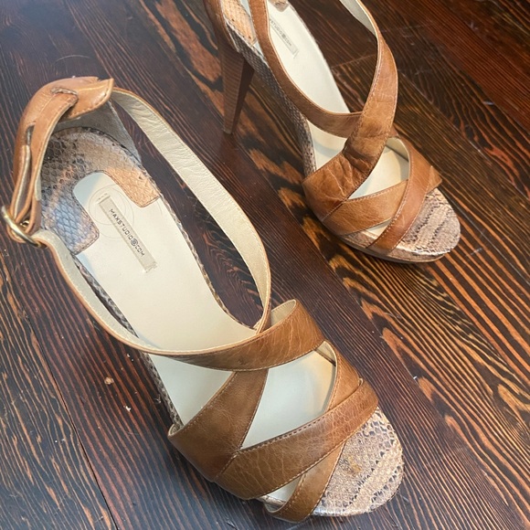 Max Studio Platform Snake Sandals - Picture 2 of 11